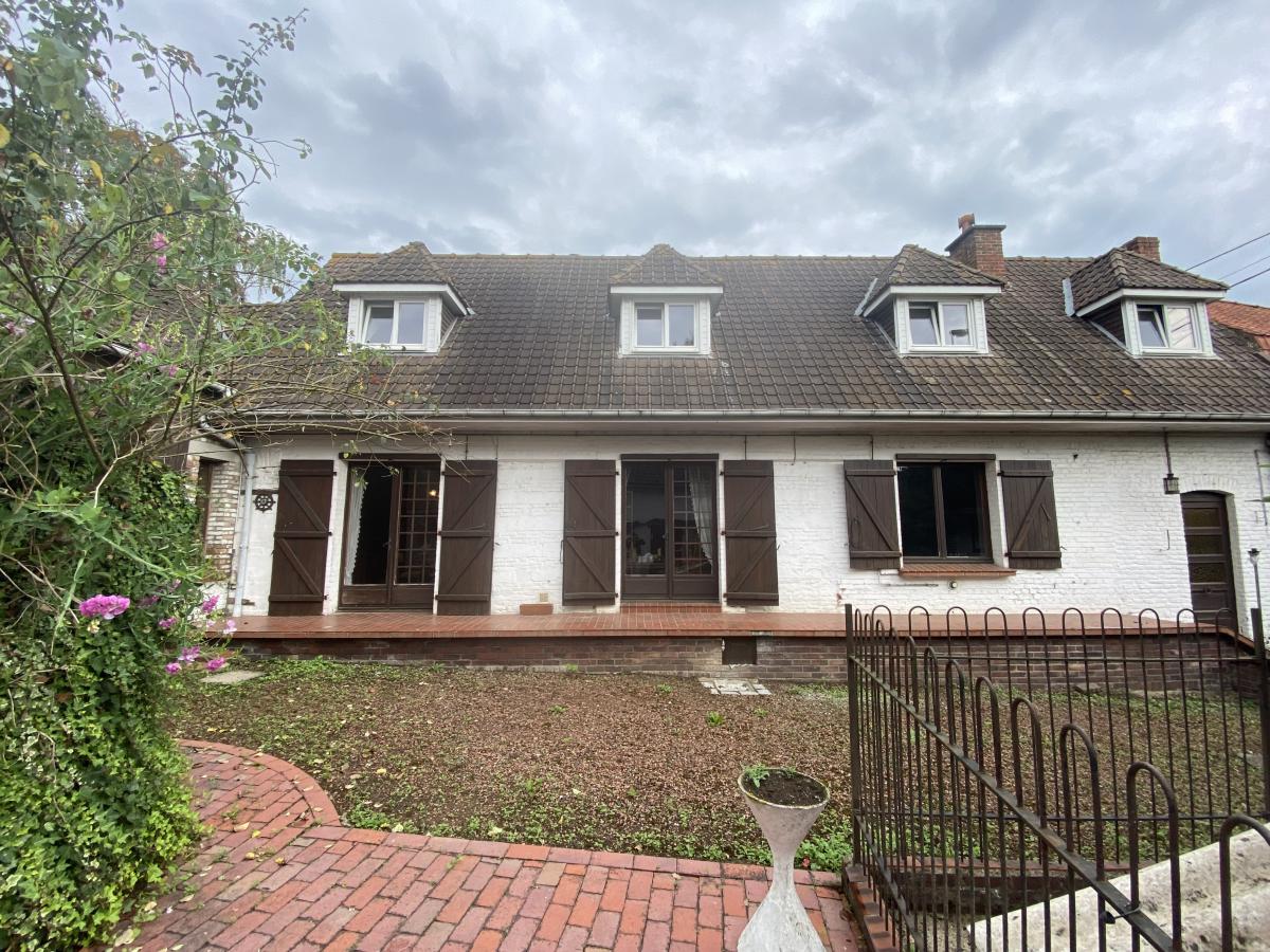 maison à Aire-sur-la-Lys