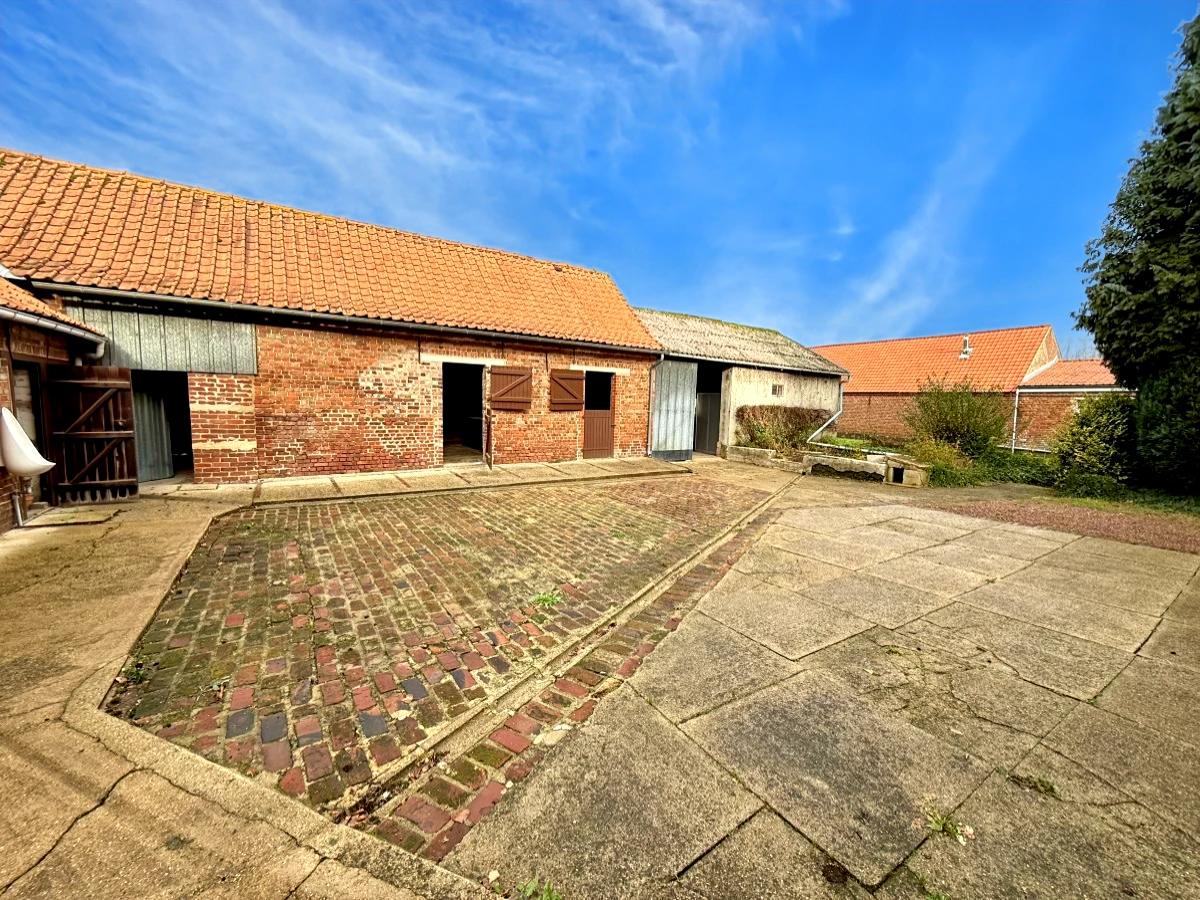 maison à Aire-sur-la-Lys