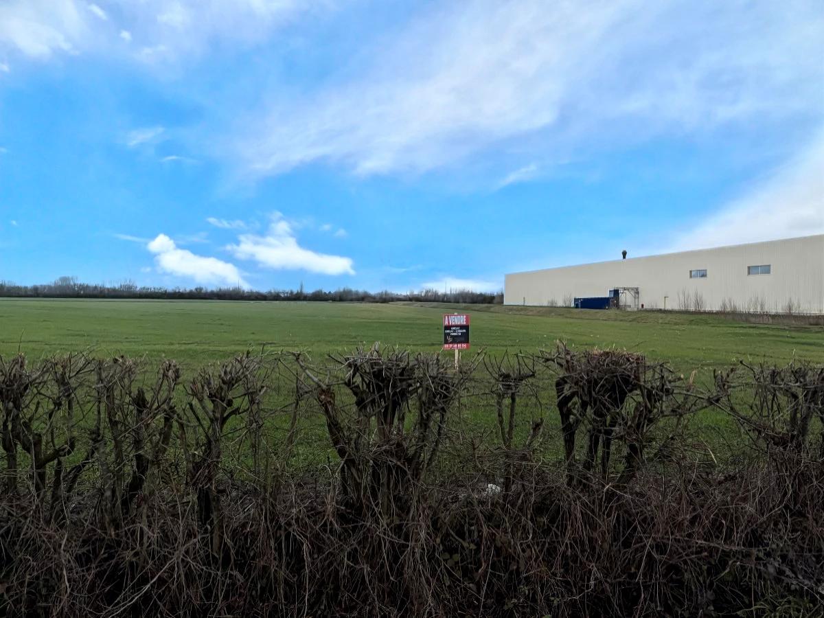 terrain à Aire-sur-la-Lys