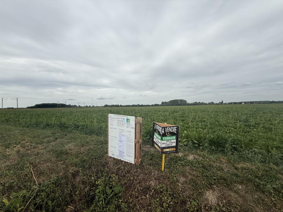 terrain à Aire-sur-la-Lys