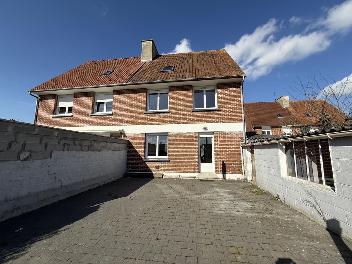 Maison à Aire-sur-la-Lys