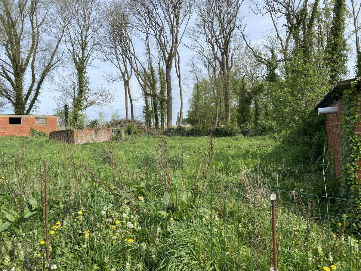 terrain à Aire-sur-la-Lys