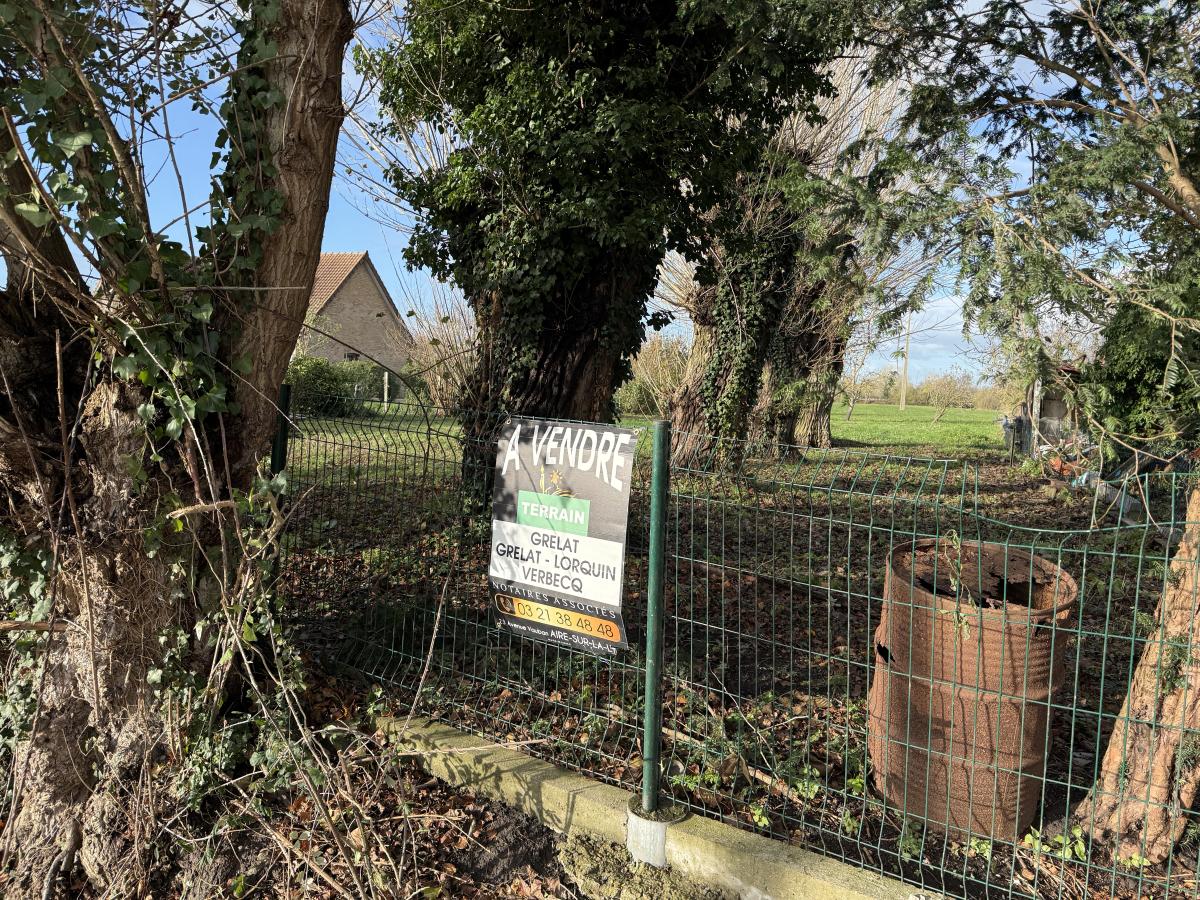 Terrain à Aire-sur-la-Lys